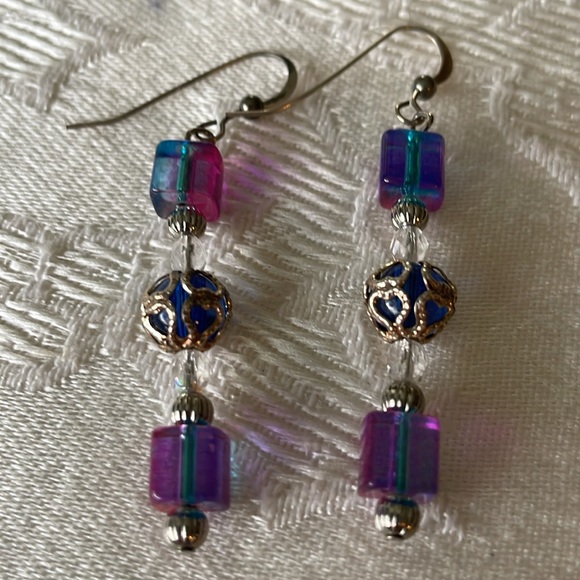 Five Pair Pierced Earrings With Purple Accents - Picture 3 of 6